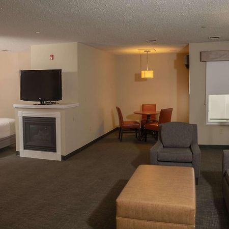Hawthorn Suites By Wyndham Erie Kearsarge Exterior photo